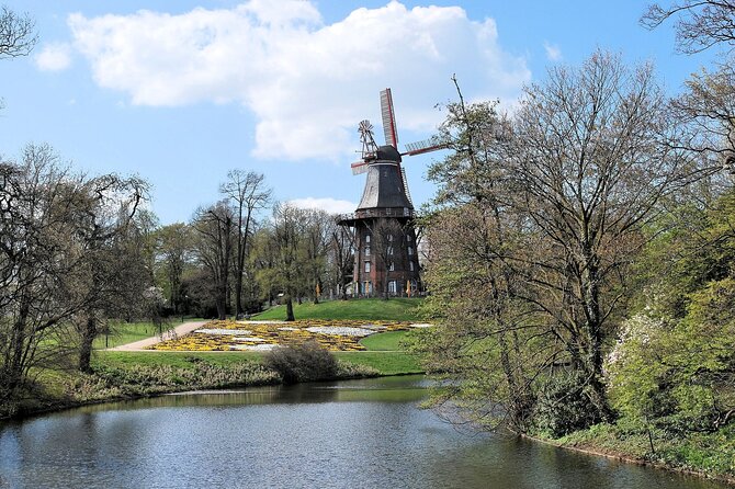 Private Transfer From Hamburg To Bremen With a 2 Hour Stop - Inclusions and Amenities Provided