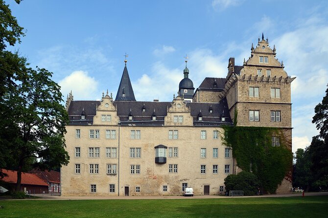 Private Transfer From Hamburg to Wolfsburg With a 2 Hour Stop - Pickup Points