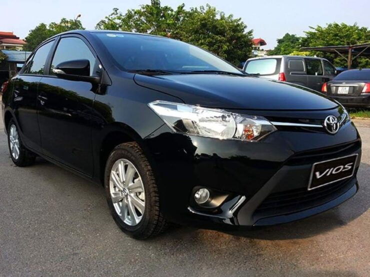 Private Transfer From Hanoi / Noi Bai Airport to Halong Bay - Vehicle and Amenities