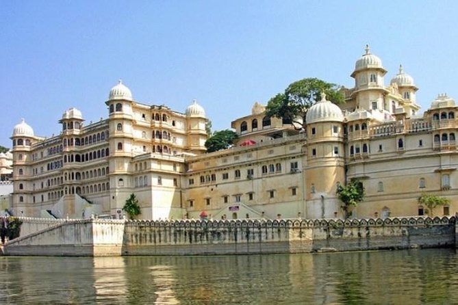Private Transfer From Jodhpur To Udaipur Via Ranakpur Jain Temple - Booking Private Transfer Services