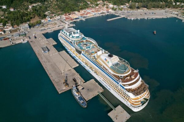 Private Transfer From Kalamata Airport to Katakolo Port - Pricing