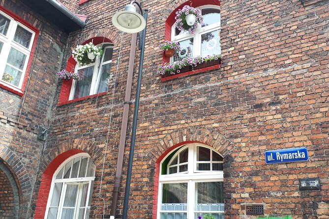 Private Transfer From Krakow to Katowice (Ktw) Pyrzowice Airport - Cancellation Policy