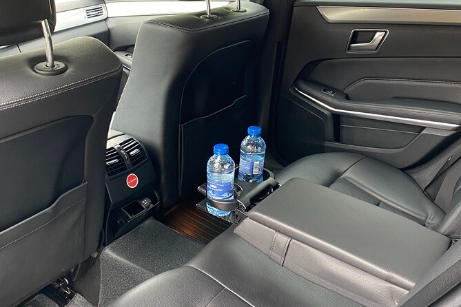 Private Transfer From Lauterbrunnen to Zurich Airport - Directions