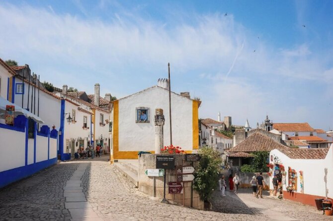 PRIVATE Transfer From Lisbon to PORTO (With up to 3 Stops) - Lowest Price Guarantee