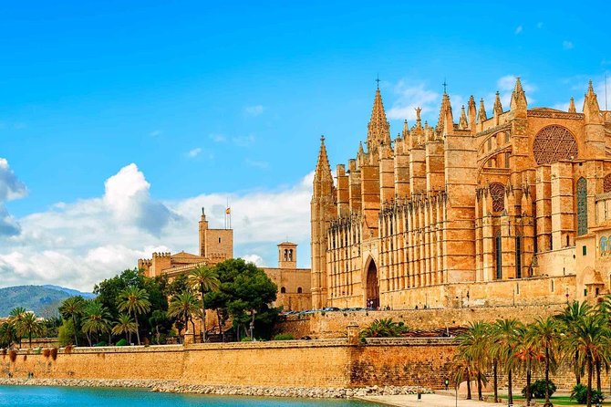 Private Transfer From Mallorca Airport (Pmi) to Cala Millor - Excess Luggage and Seating Policies