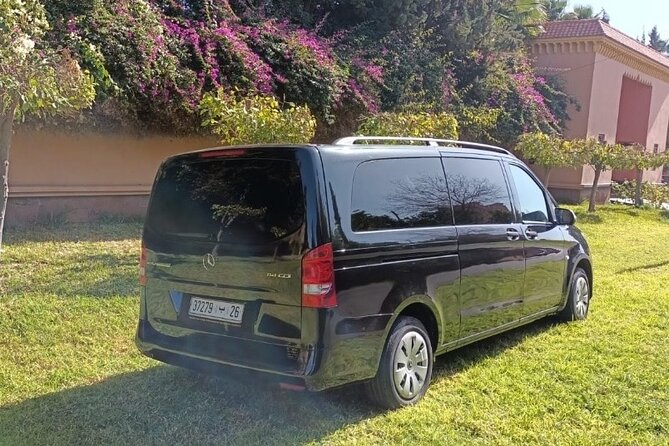 Private Transfer From Marrakech Airport - Location and Accessibility