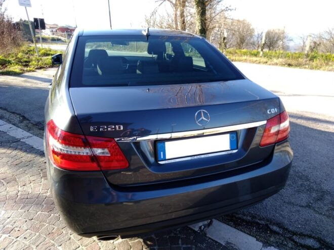 Private Transfer From Matera to Naples City/Airport/Port - Vehicle and Amenities
