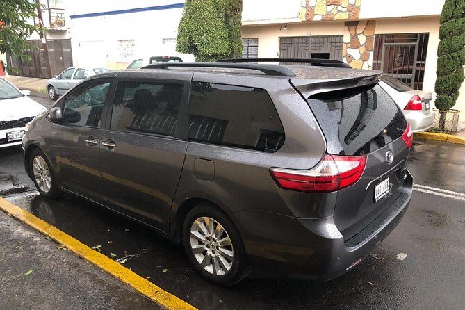 Private Transfer From Mexico City Airport to Downtown - Pros and Cons Based on Reviews