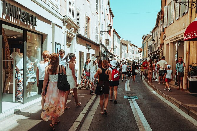 Private Transfer From Monaco To Saint Tropez, 2 Hour Stop in Nice - Vehicle Amenities and Inclusions