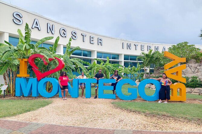 Private Transfer From Montego Bay Airport to Hotels in MontegoBay - Booking and Flexibility