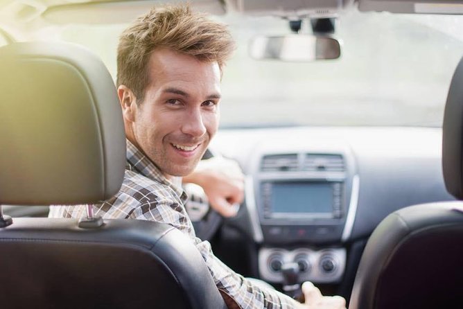 Private Transfer From Munich to Berlin With 2h of Sightseeing - Booking and Confirmation Details