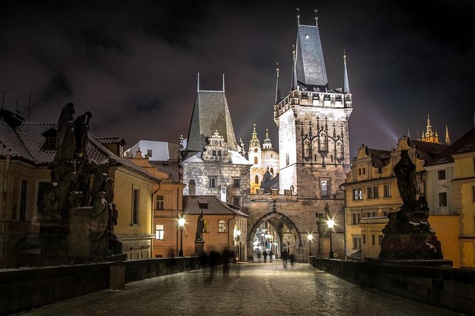 Private Transfer From Munich to Prague With 2h of Sightseeing With Local Driver - Accessibility for Strollers