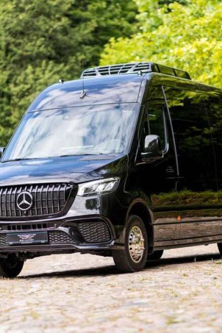 Private Transfer From Munich to Vienna - Vehicle Options and Capacity