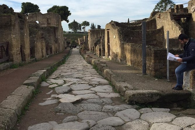 Private Transfer From Naples to Positano or Viceversa Including 2 Hrs Stop in Pompeii - Common Questions