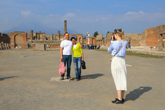 Private Transfer From Naples to Sorrento With Guided Tour in Pompeii - Directions and Transportation Options