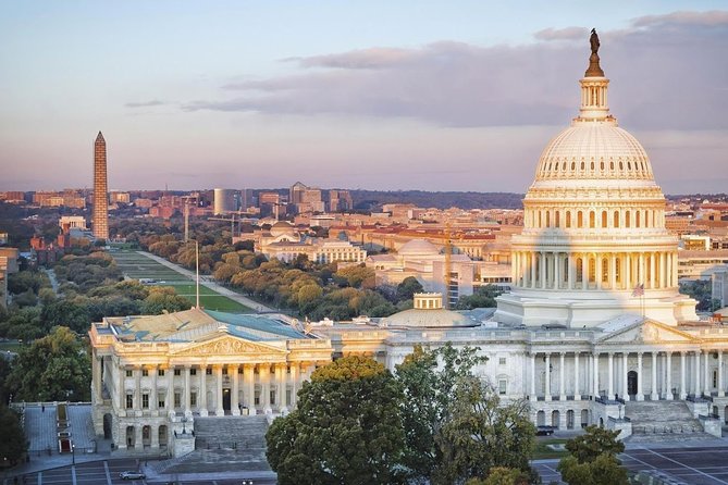 Private Transfer From National Airport DCA to Washington in Business Car - Luggage Assistance Provided