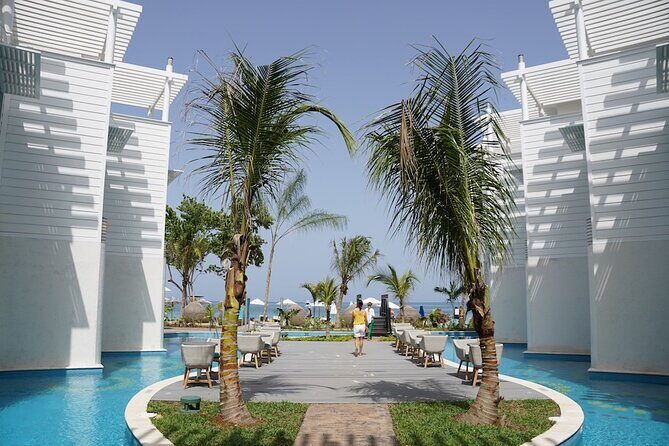 Private Transfer From or To Airport to Azul Negril - Additional Details and Practicalities