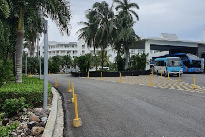 Private Transfer From or To Airport to Rui Ochi Rios - Meeting Points and Practical Details