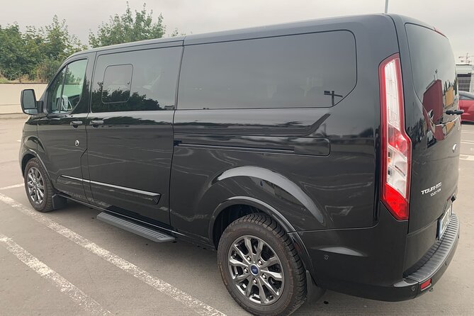 Private Transfer From or To Airports in Paris - Pricing and Guarantee