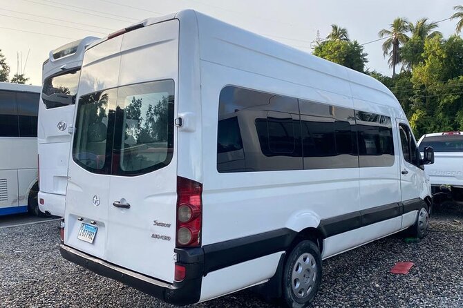 PRIVATE TRANSFER From or to Punta Cana Airport to BAVARO HOTELS - Private Transportation Service