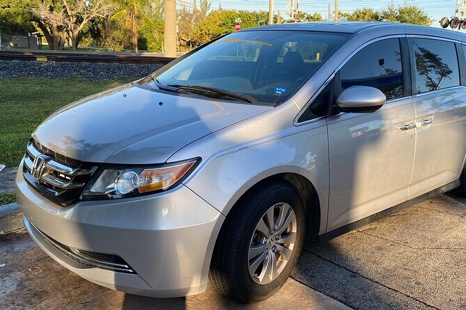 Private Transfer from Oranjestad Port to Oranjestad Airport (AUA) - The Sum Up