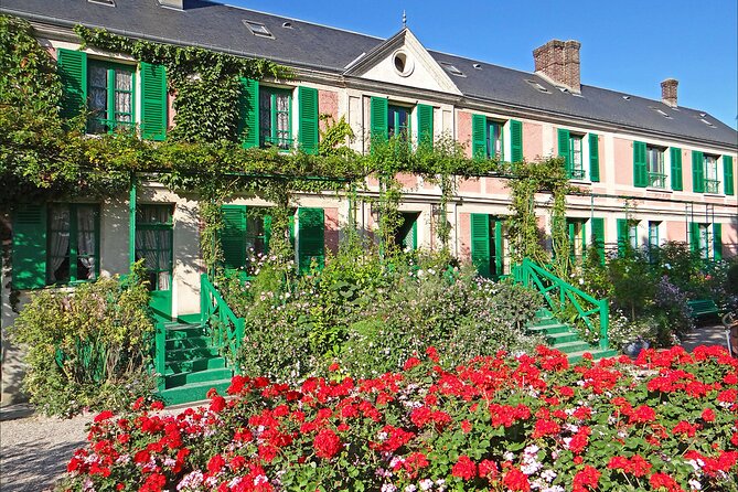 Private Transfer From Paris to Bayeux or Caen Stop in Giverny - Cancellation Policy and Refunds
