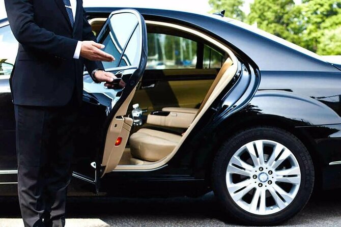 Private Transfer From Paris to Charles De Gaulle Airport - Duration and Pickup