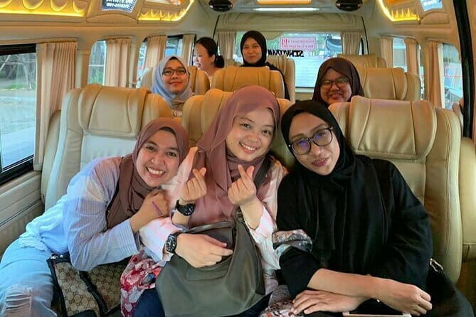 Private Transfer from Pattaya to Don Mueang/Suvarnabhumi Airport - The Private Tour of Damnoen Saduak Floating Market