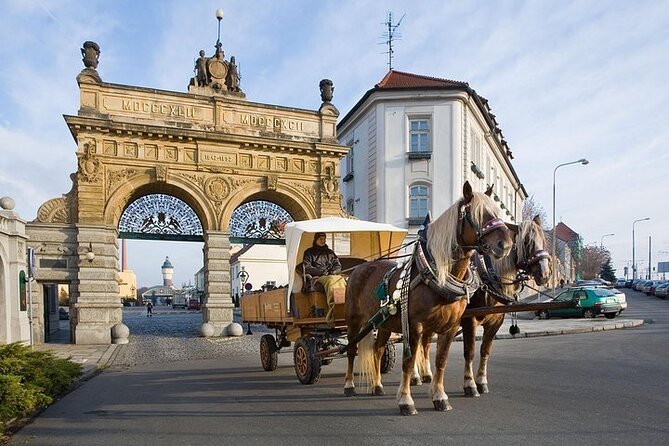 Private Transfer From Pilsen(Plzen) to Prague - Pickup and Drop-off