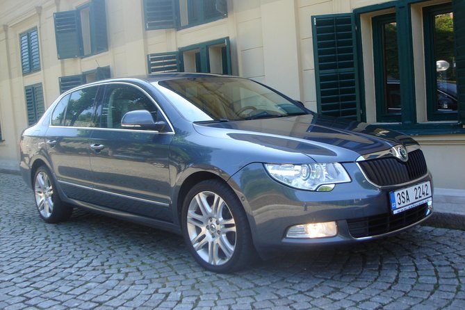 Private Transfer From Prague Airport to the City Centre - Service Details