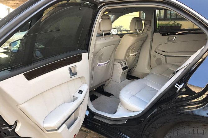 Private Transfer From Prague Hotel to Prague Airport - Travelers Guide