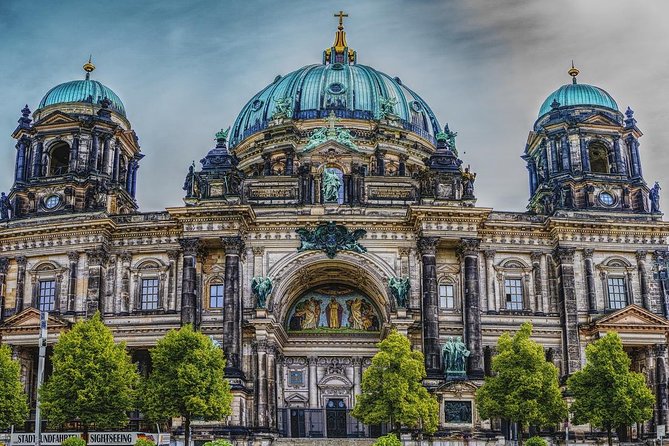 Private Transfer From Prague to Berlin With 2h of Sightseeing - Frequently Asked Questions