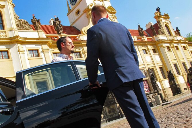 Private Transfer From Prague to Munich in a Luxury Car - Additional Information
