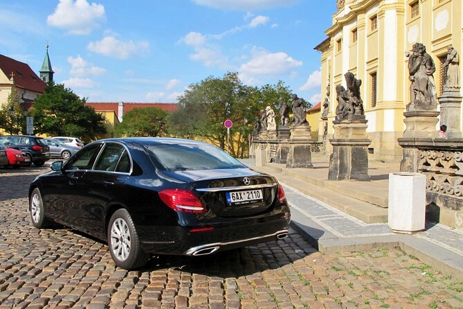 Private Transfer From Prague to Munich in a Luxury Car - Flexibility and Itinerary