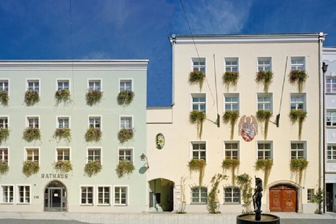 Private Transfer From Prague to Vilshofen With Stop in Č.Krumlov or Hluboká - Availability