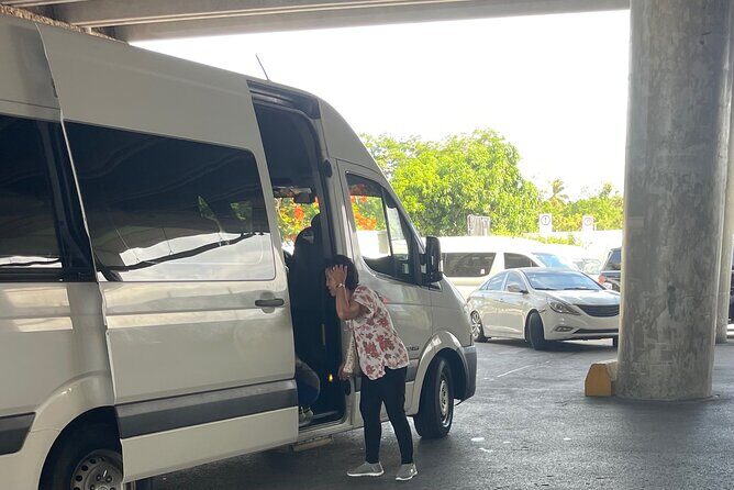 Private Transfer from Punta Cana Airport to Hotels - Deep Dive into the Experience
