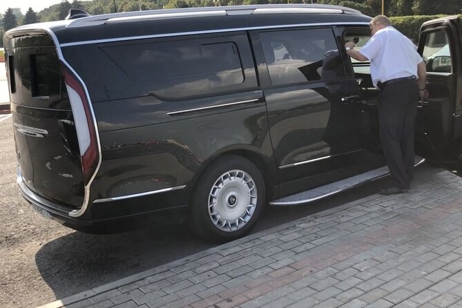 Private Transfer From Québec City to Jean Lesage Airport - Meeting and Pickup Details
