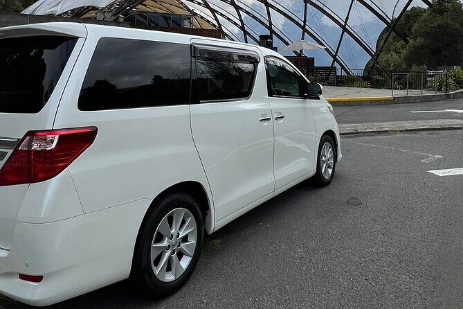 Private Transfer From Rotorua To Auckland Airport - Booking and Support