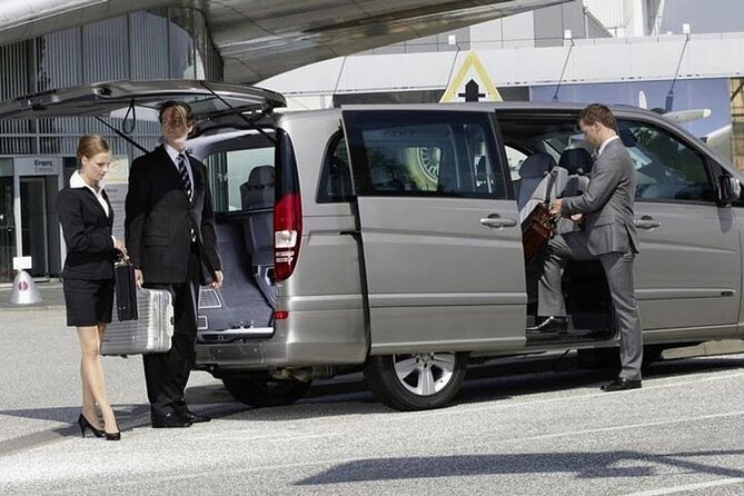 Private Transfer From Sabiha Gokcen Airport (Saw) to Istanbul Hotels - Pricing and Booking Options