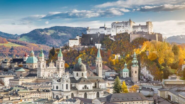 Private Transfer From Salzburg to Prague - Duration and Availability
