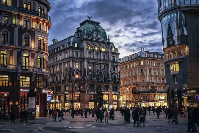 Private Transfer From Salzburg to Vienna With 2h of Sightseeing - The Sum Up