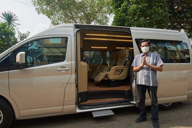 Private Transfer From Shimizu Port to Nagoya Intl Airport - Common Questions