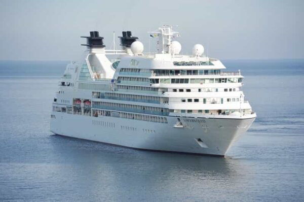 Private Transfer: From Southampton Port to Gatwick Airport. - Passenger Policies