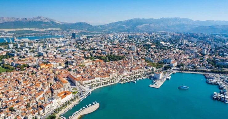 Private Transfer From Split or Trogir to Zagreb - Vehicle and Capacity