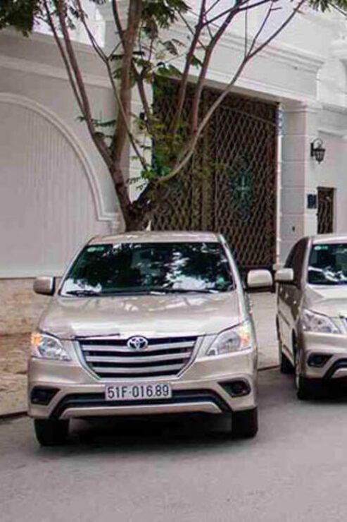 Private Transfer From TAN SON NHAT Airport to CAN THO - Vehicle Options and Amenities