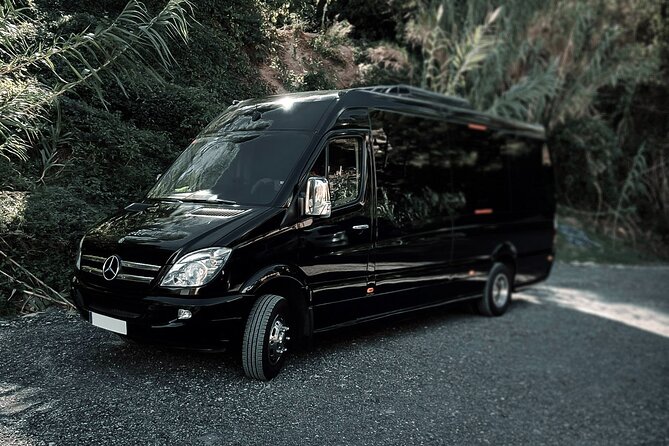 Private Transfer From the Airport to Barcelona or Vice Versa - Note