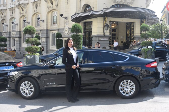 Private Transfer From the Barcelona Airport to the City - Expectations and What to Look Forward to