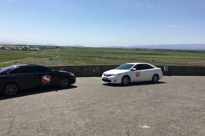 Private Transfer From the Hotels of Yerevan to Zvartnots International Airport - Service Details