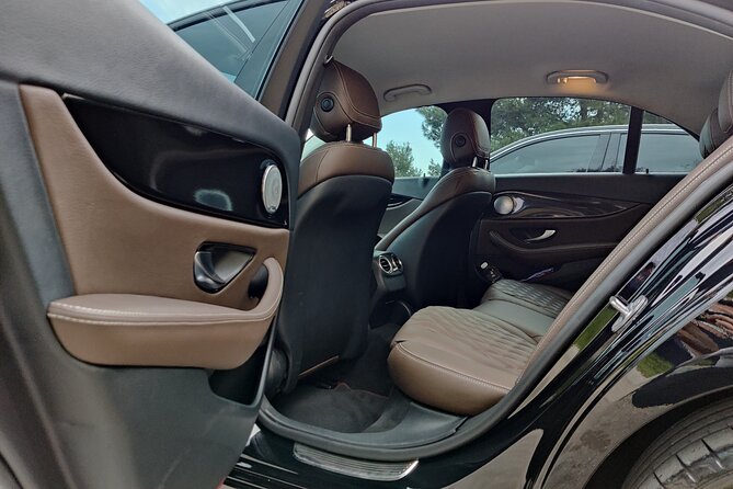 Private Transfer From/To Athens International Airport - Sample Reviews