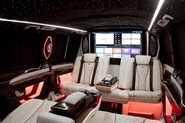 Private Transfer From/To Istanbul Airport - Driver & Service Highlights